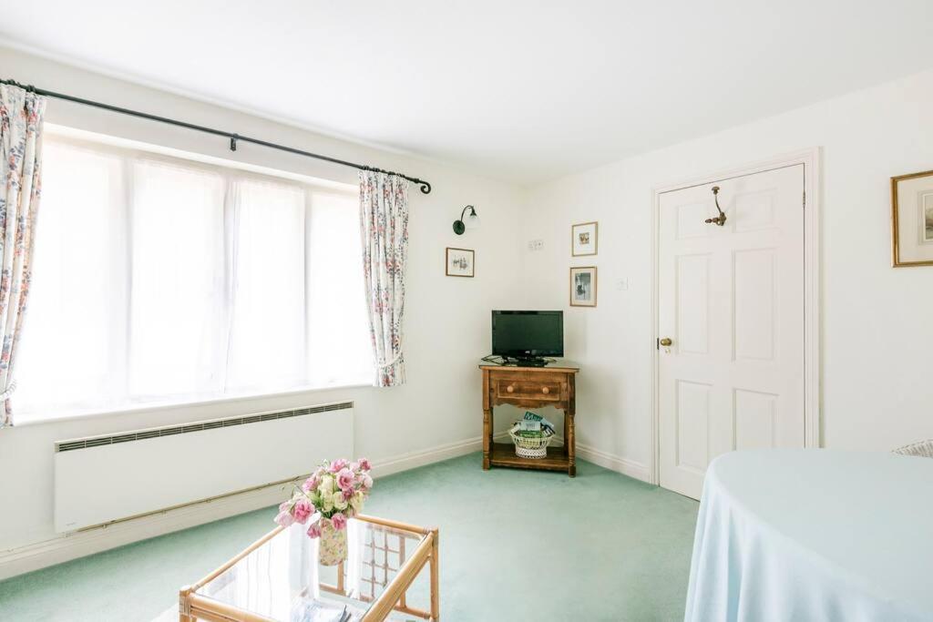 Highfield Lodge ترينج المظهر الخارجي الصورة