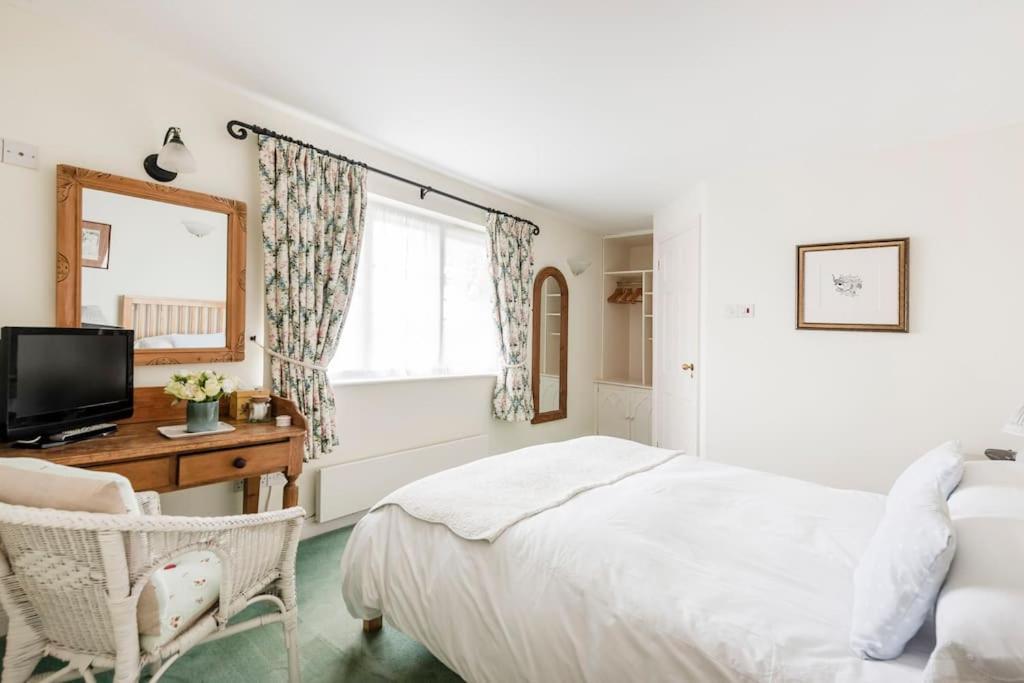 Highfield Lodge ترينج المظهر الخارجي الصورة