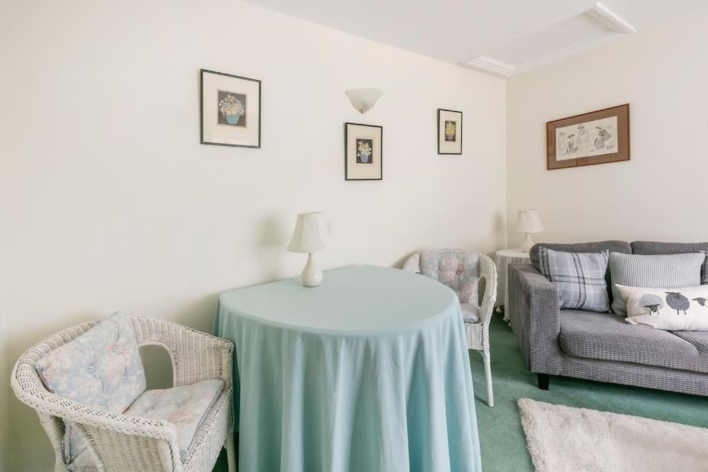 Highfield Lodge ترينج المظهر الخارجي الصورة