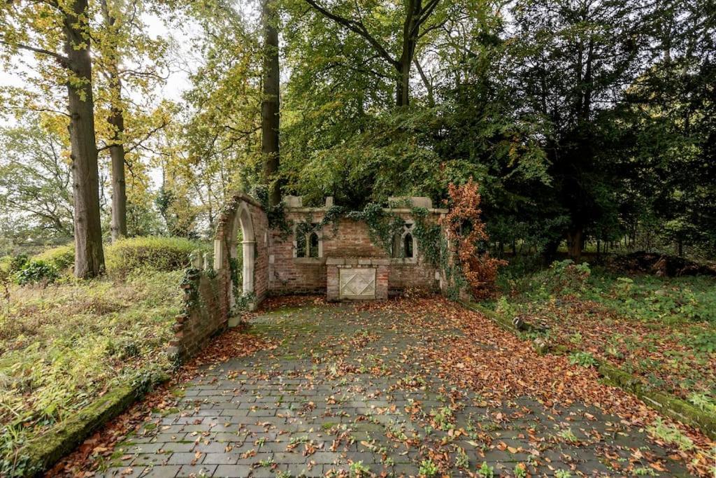 Highfield Lodge ترينج المظهر الخارجي الصورة