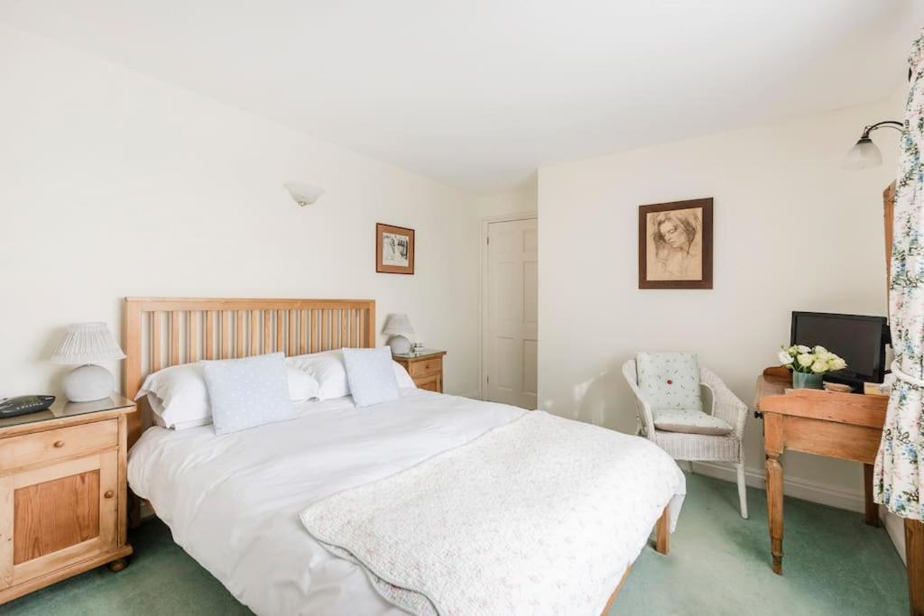 Highfield Lodge ترينج المظهر الخارجي الصورة